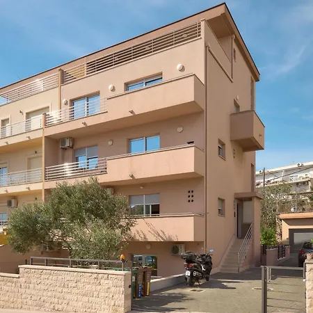 Sun Penthouse * سبليت